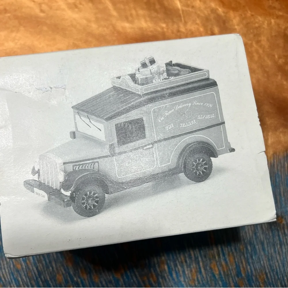 Vintage Department 56 Village Express Van ceramic hand painted green